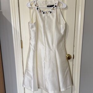 Leslie Fay Cream Sleeveless Dress with Embellished Collar